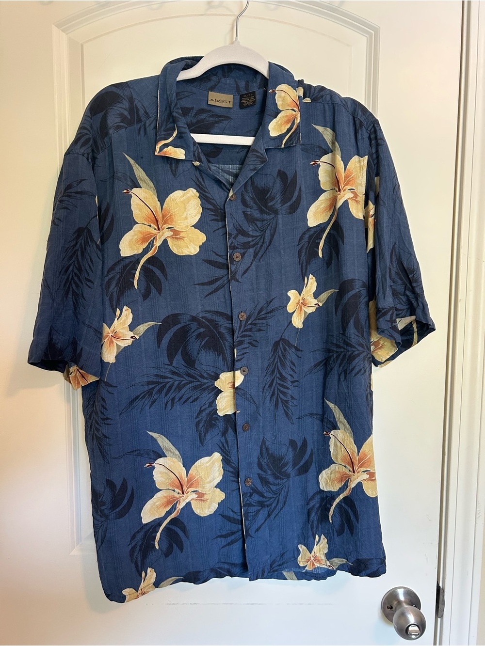 Vintage 100% silk Blue Hawaiian Floral Button-Up Shirt with Yellow Blooms